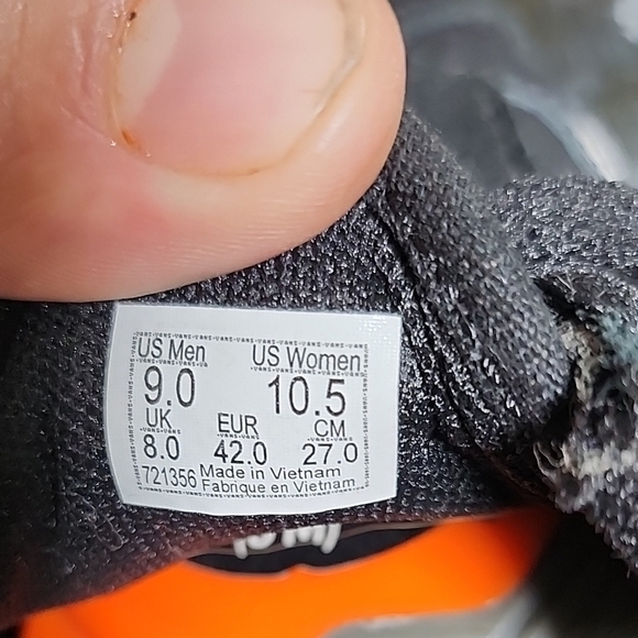 Vans Unisex Black and Gray Casual Claddic Vans Skate Sneakers Mens 9 Women 10.5 - Picture 6 of 8